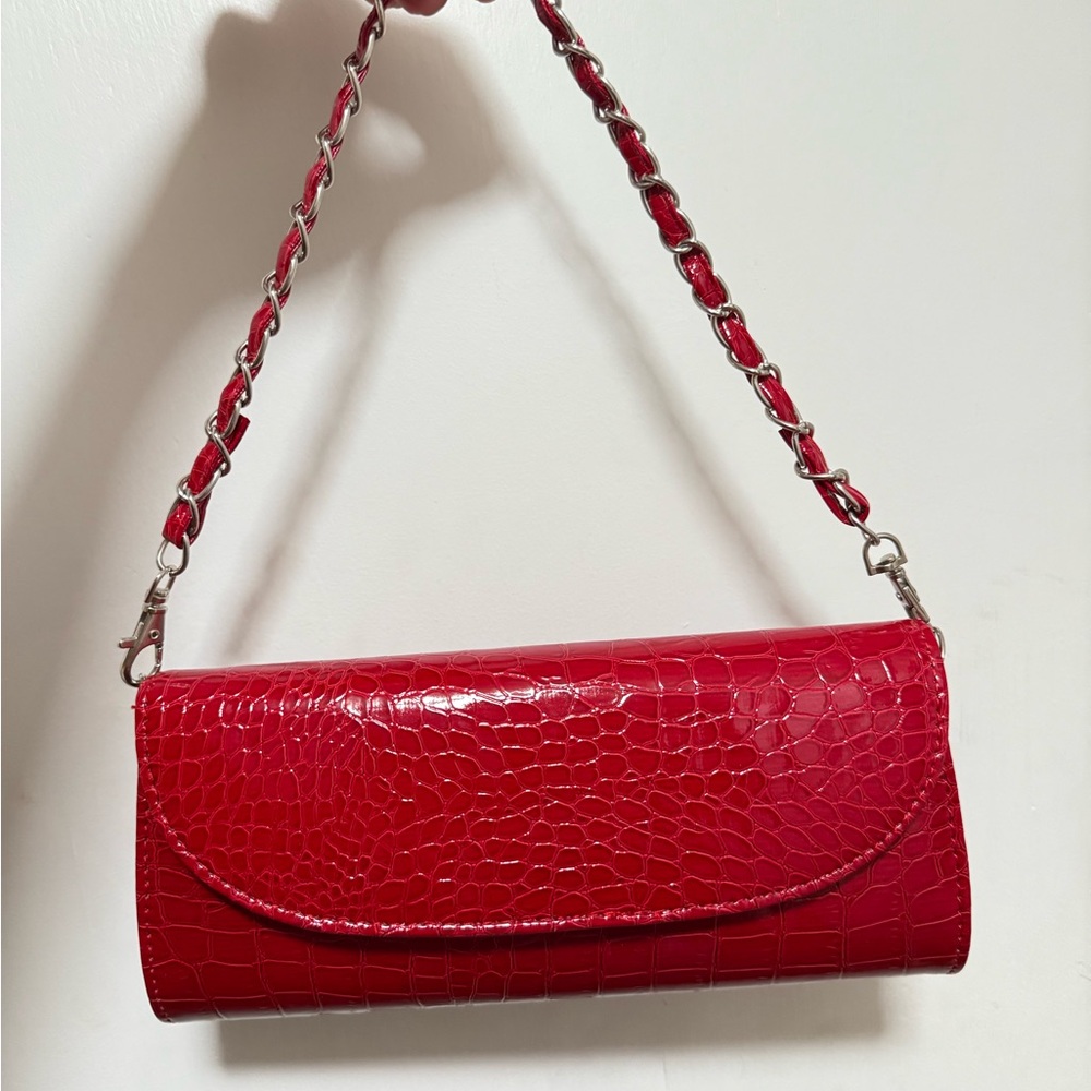 Red Croc-Embossed Chain Shoulder Bag